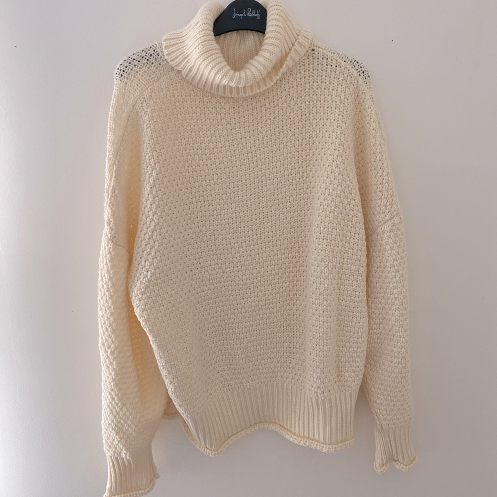knit sweater